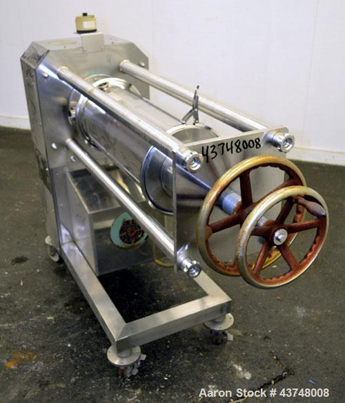 Used Arai Machinery Horizontal Filter Screw Press, Model MM-2, 316 Stainless Steel. Designed for continuous solid-liquid separation filtration. Consists of (1) approximately 6” diameter x 24” long M-...
