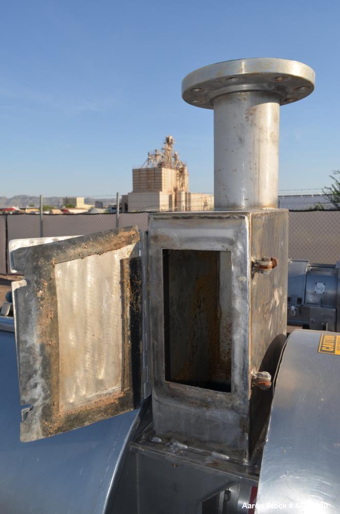 Used Brown International Extractor Finisher De-Watering Separator, Model 2503, Stainless Steel. Input capacity up to 200 gallons per minute depending on product. Approximate 12" diameter x 38" long s...