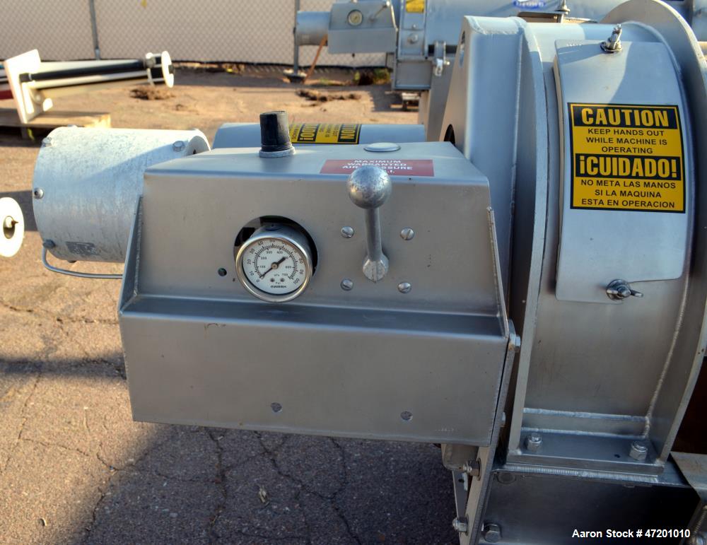 Used Brown International Extractor Finisher De-Watering Separator, Model 2503, Stainless Steel. Input capacity up to 200 gallons per minute depending on product. Approximate 12" diameter x 38" long s...