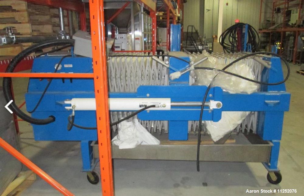 Used Goodnature SX280 Juice and Cider Press. Press is rated for output of up to 450 gallons/hour (1700 liters/hour), 2-3 tons/hour. Press features "squeezebox" design plates constructed of stainless ...
