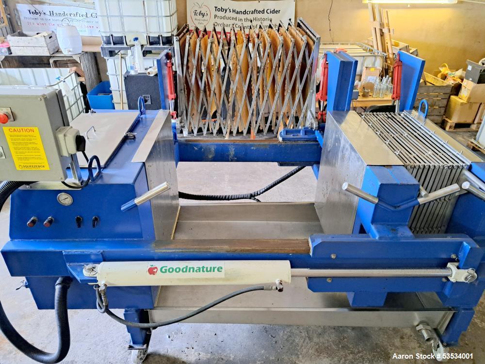 Goodnature Juice and Cider Press, Model SX280.