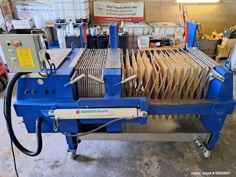 Goodnature Juice and Cider Press, Model SX280.