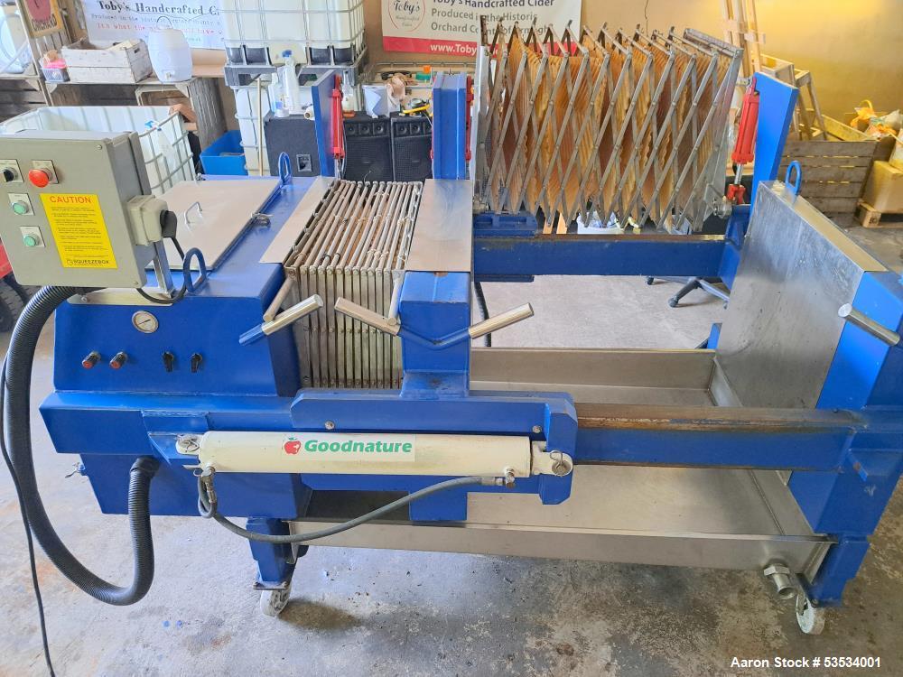 Goodnature Juice and Cider Press, Model SX280.