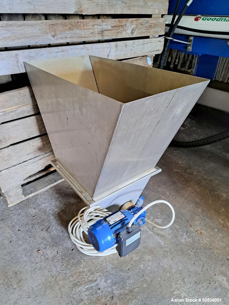 Goodnature Juice and Cider Press, Model SX280.