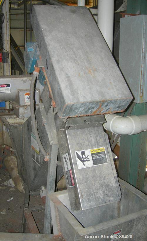 USED: Somat inclined Som-A-Press screw press,304 stainless steel.  Approximate 6" diameter x 32" long screw. Driven by a 3 hp, 3/60/230/ 460 volt, 1160 rpm motor thru a reducer, ratio 25.64:1. Includ...