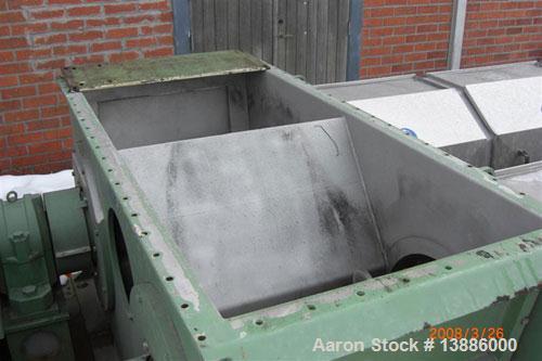 Used Vette twin screw press, type EZv/Z. Material of construction is AISI 316 stainless steel on product contact parts. Max working capacity 39,600 lbs (18,000 kgs) per hour. Inlet 70.44% water, outl...