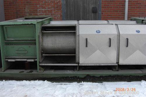 Used Vette twin screw press, type EZv/Z. Material of construction is AISI 316 stainless steel on product contact parts. Max working capacity 39,600 lbs (18,000 kgs) per hour. Inlet 70.44% water, outl...