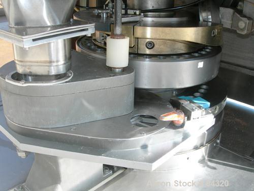 Used Fette Single Sided Rotary Tablet Press, Model Perfecta 1000. 33 Stations, maximum compression force 9 tons. Maximum tablet 16 mm, maximum thickness 8.5 mm, maximum depth of fill 18 mm, maximum o...