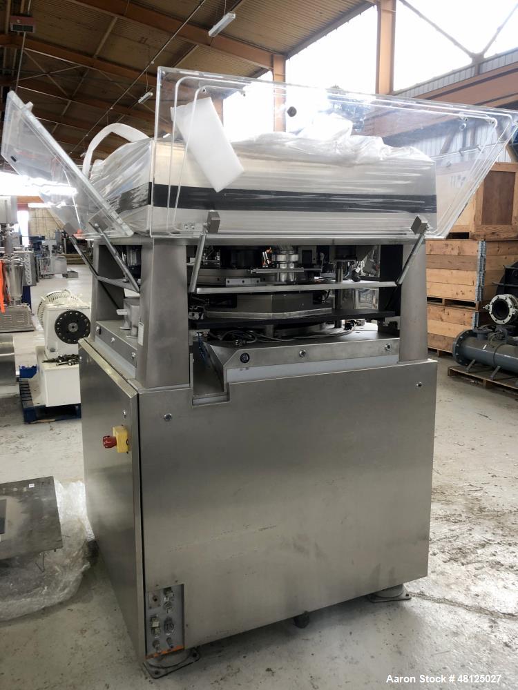 Used KORSCH Pharma Press P800/77 Tablet Press