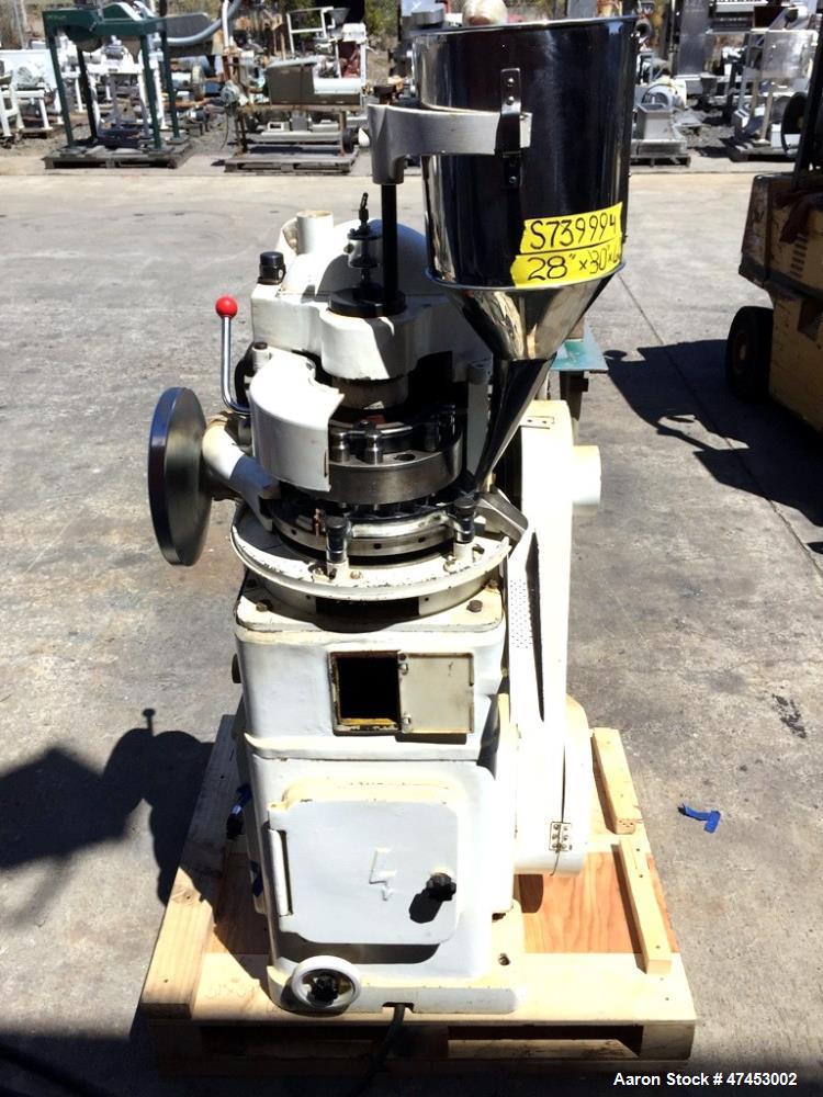 Used Noah (15) Station Rotary Tablet Press, Model ZP15. Maximum pressure 50KN, approximate production capacity 20,400 to 40,800 per hour. Maximum diameter of tablet 22mm, maximum depth of fill 20mm, ...