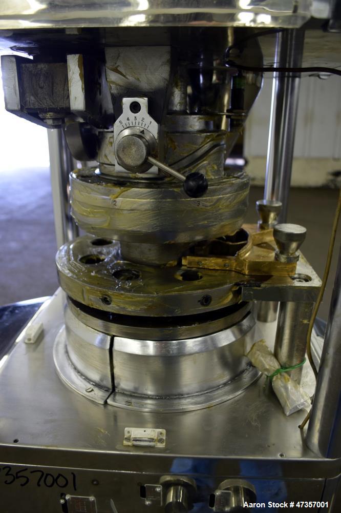 Used Cadmach 8 Station Rotary Tablet Press, Model SPE/TC08D, Approximate 6 Tons. 316 Stainless steel contact parts, set up for D tooling (no tooling), keyed upper punch guides, turret speed 5 to 32 r...