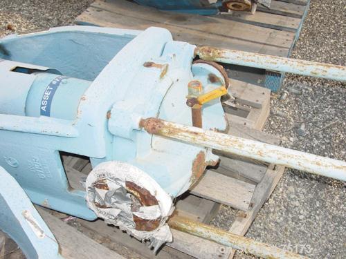 USED: Goulds inline centrifugal pump, model 3996. 100 gpm, 5 hp XP, 70' head. Material: D1. Impeller diameter: 8.62". 230-460 XP integral pump bearings, Taper Bore TM Plus and Big Bore TM seal chambe...