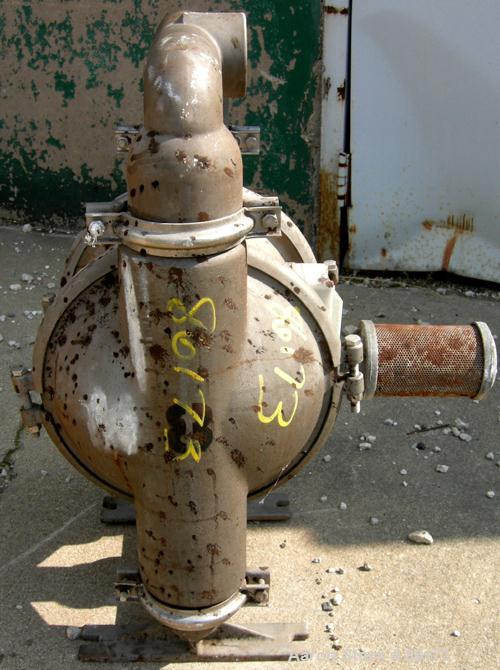 USED: Wilden air operated double diaphragm pump, model M8, 316 stainless steel. Rated 163 gallons per minute, 1/4" max solids handling, 125 psi. 2-1/2" NPT inlet/outlet.
