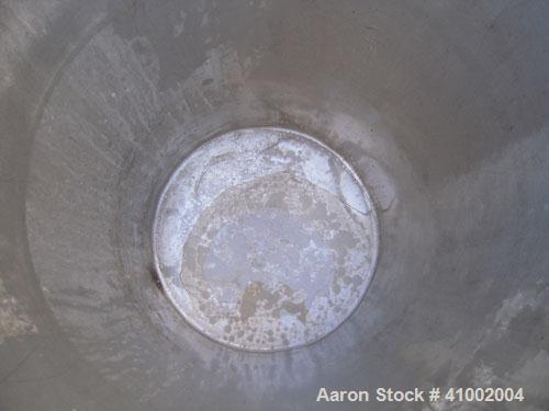 Used Graco Air Operated President Drum Pump, Model 224-348, Series L92A, 304 stainless steel. Rated 3 gallons per minute at 180 psi. Ratio 10:1. Includes a 30 gallon 304 stainless steel tank. 17 1/2"...