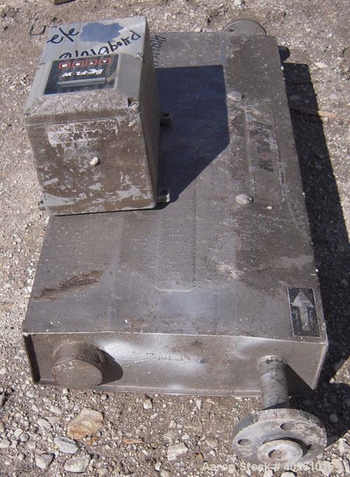 Used ABB Instrumentation K-Flow Mass Flow Meter. Model K-500, 316 stainless steel. Sensor 88044. Mass meter control box, model 1210-A-0, serial# B00761. Approximate 1" inlet/outlet.