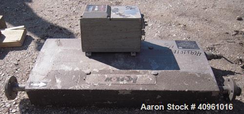Used ABB Instrumentation K-Flow Mass Flow Meter. Model K-500, 316 stainless steel. Sensor 88044. Mass meter control box, model 1210-A-0, serial# B00761. Approximate 1" inlet/outlet.