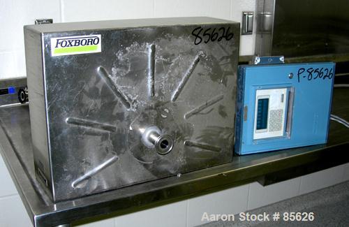 Used Foxboro Mass Flow Tube, model CFS10-08CKFBB, 316L stainless steel product contact areas. Rated mass 4 to 400 pounds per minute. 3/4" tri clamp inlet/outlet, temperature range: -200 degrees C to ...