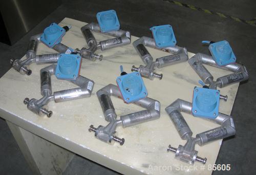 USED: Micro Motion flow meter, model CMF025M321MU, 316 stainless steel product contact areas. Flow cal 4.29034-75, dens flow 06276074414.44. Rated volume 10 gallons per minute, mass 80 pounds per min...