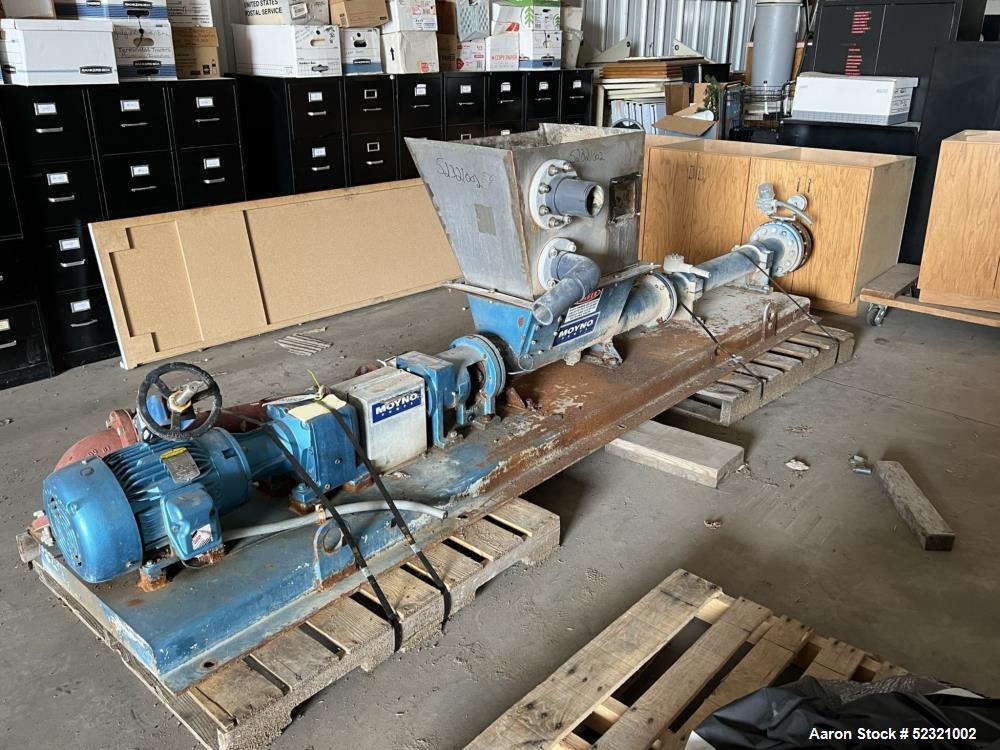 Moyno 2000 Single Auger Feed Positive Displacement Pump