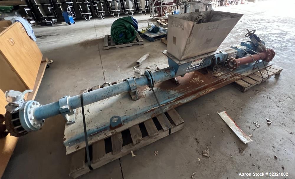 Moyno 2000 Single Auger Feed Positive Displacement Pump