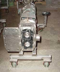 USED: APV rotary positive displacement pump, model R6, 316 stainless steel. Approx 150 gallons per minute capacity, 67.2 cu in displacement per revolution. 2.5" inlet/outlet. (2) 5 point lobe rubber ...