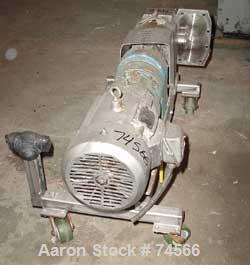 USED: APV rotary positive displacement pump, model R6, 316 stainless steel. Approx 150 gallons per minute capacity, 67.2 cu in displacement per revolution. 2.5" inlet/outlet. (2) 5 point lobe rubber ...