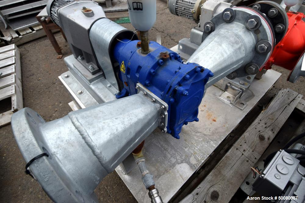 Used Vogelsang Dual Universal Rotary Lobe Pump System, Carbon Steel. Consisting of : (1) Vogelsang IQ112 Universal Rotary Lobe Pump Approximate 340 gallons per minute. Driven by a 5hp, 3/60/230/460 v...