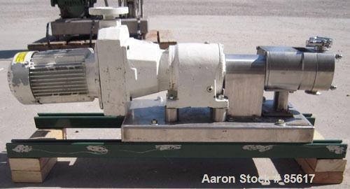 Used Flowtech Unibloc Rotary Positive Displacement Pump, Model 5000, Series 300, 316 Stainless Steel, Horizontal. Approximate 28 gallons per minute capacity. 1" tri-clamp inlet/outlet. (2) 2 lobe sta...