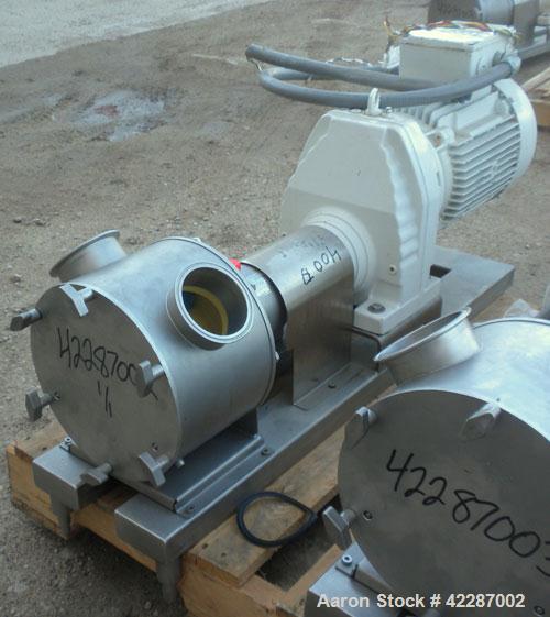 Used Sine Ecosine Sanitary Rotary Positive Displacement Pump, model EC40WVVTKS460, 316 stainless steel. 4" tri-clamp inlet/outlet. (1) Single rotor, approximately 138 gallons per minute, 0.23 gallons...