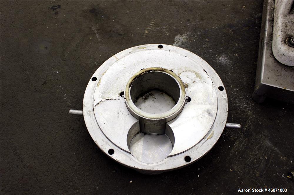 Used Sine Medium Duty Sanitary Rotary Positive Displacement Pump, Model MR-150, 316 Stainless Steel. 3-3/4" Tri-clamp inlet/outlet. (1) Single rotor, approximately 282 gallons per minute at 600 rpm a...