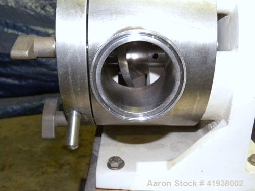 Used Sine Rotary Positive Displacement Pump, Model MR125-NNTC, 316 Stainless Steel. 2-1/2" tri-clamp inlet/outlet. (1) Single rotor, approximately 36 gallons per minute, (.06) gallons per revolution,...