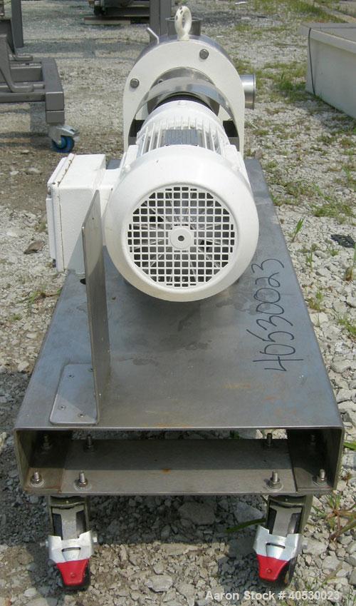Used Sine Rotary Positive Displacement Pump, Model MR135-NNTC, 316 stainless steel. 3" tri clamp inlet/outlet. (1) Single rotor, approximately 138 gallons per minute, .23 gallons per revolution, maxi...