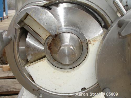Used Sine Sanitary Rotary Positive Displacement Pump, Model MR135NNRBS, 316 stainless steel. 2" x 9" rectangular flange inlet, 3" NPT outlet, 1 single rotor, approx 14,000 pounds per hour and up to 1...
