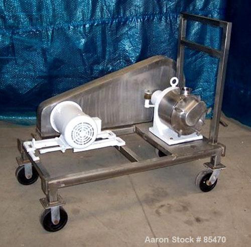 Used Sine Sanitary Rotary Positive Displacement Pump, Model SPS-35, 316 stainless steel. 3-1/2" tri clamp inlet/outlet. (1) Single rotor, approximately 74 gallons per minute, .124 per revolution. Dri...