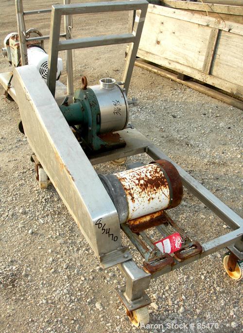 Used Sine Sanitary Rotary Positive Displacement Pump, Model SPS-35, 316 stainless steel. 3-1/2" tri clamp inlet/outlet. (1) Single rotor, approximately 74 gallons per minute, .124 per revolution. Dri...