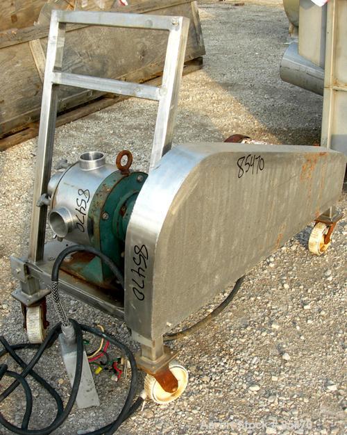 Used Sine Sanitary Rotary Positive Displacement Pump, Model SPS-35, 316 stainless steel. 3-1/2" tri clamp inlet/outlet. (1) Single rotor, approximately 74 gallons per minute, .124 per revolution. Dri...
