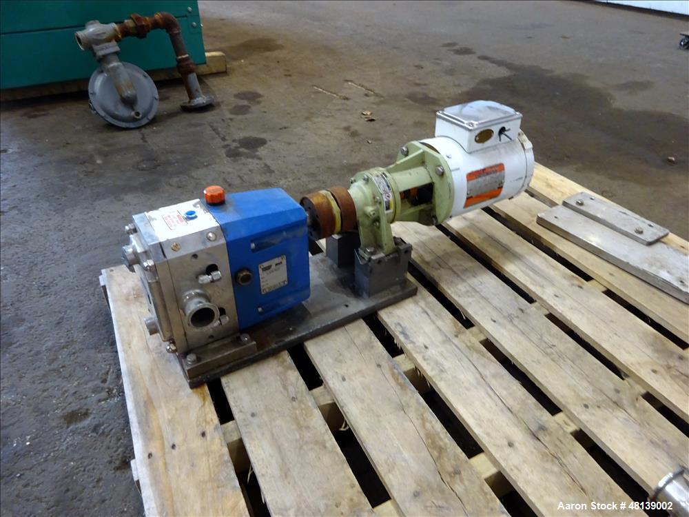 Used Viking Duralobe Bi-Rotor Positive Displacement Pump, Model R2S, 316 Stainless Steel. Approximate 26 gallons per minute. 1-1/2" Inlet & outlet, (2) rotors. Driven by a 0.5hp, 3/60/208-230/460 vol...
