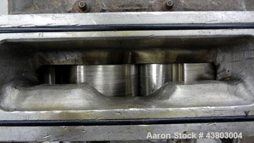 Used Waukesha Rectangular Flange Universal Rotary Positive Displacement Pump, Model 034, 316 Stainless Steel. Approximately 24 gallons per minute at 200 psi at 400 rpm, (0.060) gallon displacement pe...