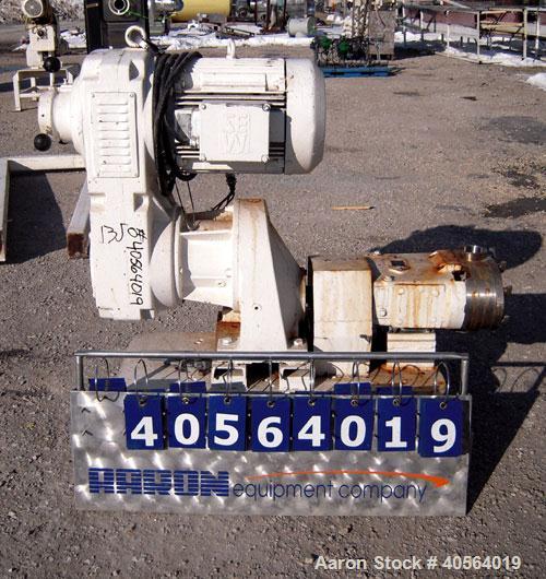 Used Waukesha Horizontal Universal Rotary Positive Displacement Pump, model 130, 316 stainless steel. Approximately 130 gallons per minute at 100 psi at 600 rpm capacity. 3" tri-clamp inlet/outlet. (...