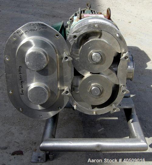 Used Waukesha Rotary Positive Displacement Pump, Model 220, 316 Stainless Steel. Approximate capacity 260 gallons per minute, (.50) gallon displacement per revolution. 3-7/8" tri clamp inlet/outlet. ...