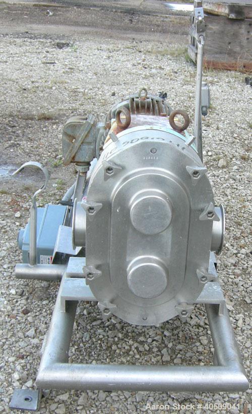 Used Waukesha Rotary Positive Displacement Pump, Model 220, 316 stainless steel. Approximate capacity 260 gallons per minute, .50 gallon displacement per revolution. 3 7/8" tri clamp inlet/outlet. Dr...