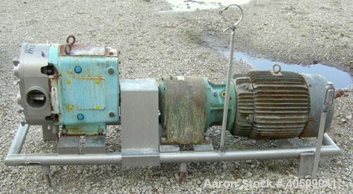 Used Waukesha Rotary Positive Displacement Pump, Model 220, 316 stainless steel. Approximate capacity 260 gallons per minute, .50 gallon displacement per revolution. 3 7/8" tri clamp inlet/outlet. Dr...