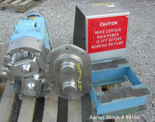 Used Waukesha Rotary Positive Displacement Pump, Model 222, 316 Stainless Steel. Approximately 260 gallons per minute, (.50) gallon displacement per revolution. 4" tri clamp inlet/outlet. (2) stainle...