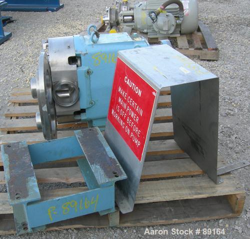 Used Waukesha Rotary Positive Displacement Pump, Model 222, 316 Stainless Steel. Approximately 260 gallons per minute, (.50) gallon displacement per revolution. 4" tri clamp inlet/outlet. (2) stainle...