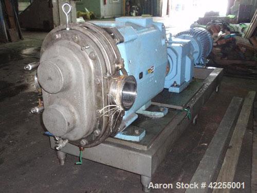 Used Waukesha Rotary Positive Displacement Pump, model 420, 316 stainless steel. Approximately 640 gallons per minute at 200 psi, 1.62 gallon displacement per revolution. 6" inlet/outlet, bolt on sta...