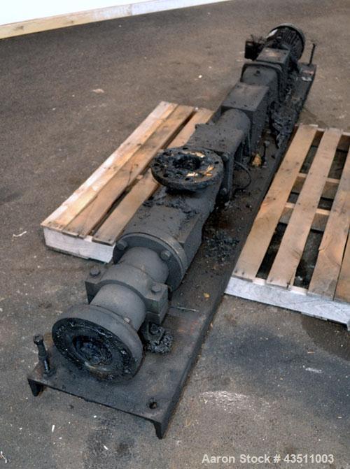 Used Moyno 1000 Single Stage Progressing Cavity Pump, Model A1GCDQSAA. Approximate 22 gallons per 100 revolutions, 50 gallons per minute. 316 Stainless steel suction chamber, standard packing, chrome...