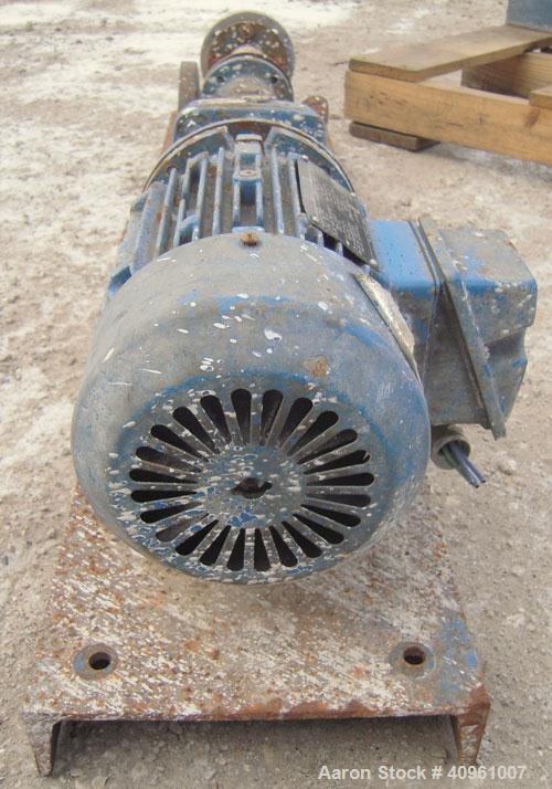 Used Moyno 1000 Processing Cavity Pump, Model B2CSSQ3AAA. 2 stage, 1.5 gallons per 100 revolutions. Stainless chamber, chrome plated rotor, Nitrile stator, trim AAA. 2'' inlet, 2'' discharge. Driven ...