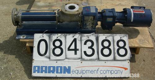 USED: Seepex single stage progressive cavity pump, 316 stainless steel. Range BN, size 5, pressure stage 6L. 2-1/2" inlet, 2" outlet. Rated 5.4 to 7.2 gpm at 25 psi. Driven by a 1 hp, 3/60/208-230/46...