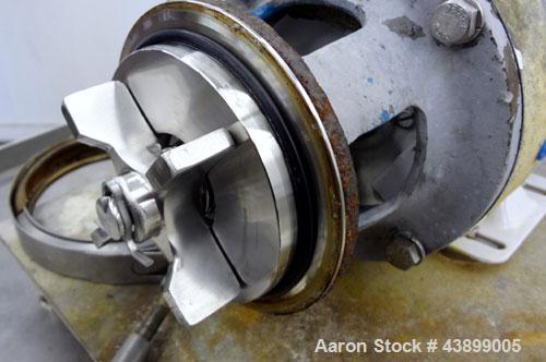 Used L.C. Thomsen & Sons Centrifugal Pump, Model 404TS1, 316 Stainless Steel. Approximately 15 gallons per minute at 15’ head.  1-1/2” Tri-clamp inlet, 1” tri-clamp outlet, approximately 4” diameter ...