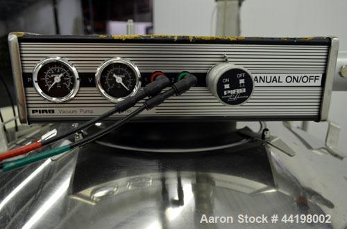 Used PIAB Vacuum conveying system consisting of: (1) PIAB Air Driven Maxi Vacuum Pump, Model MLL800 MKI, approximate 119 SCFM. Includes a 316 stainless steel filter unit with a model VCC-PA controlle...